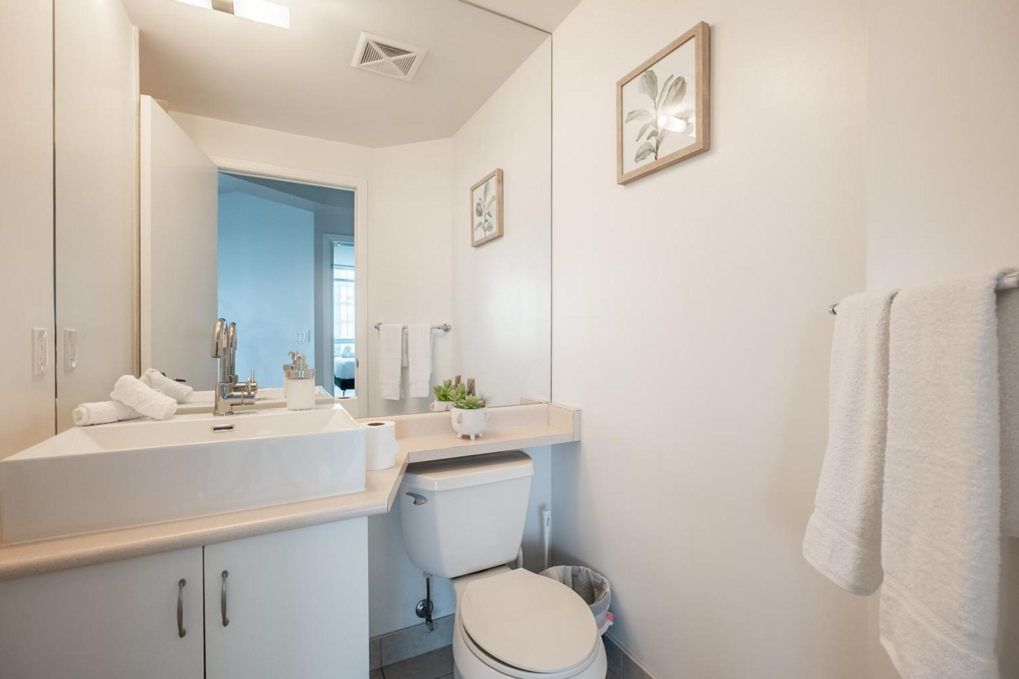 Rivetstays - The Neptune Toronto Buitenkant foto