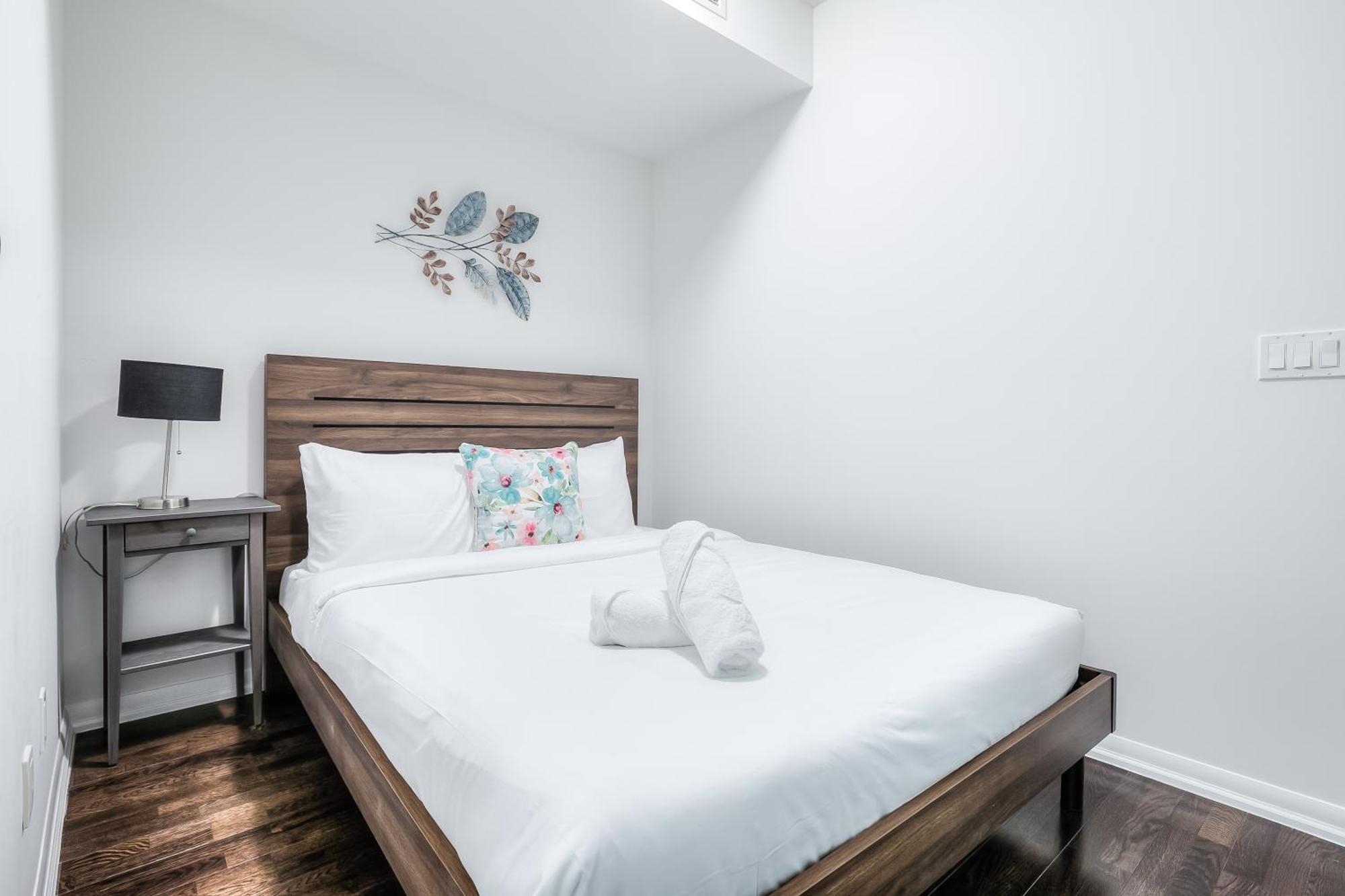 Rivetstays - The Neptune Toronto Buitenkant foto